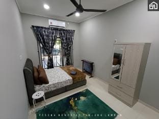 Pesona Homestay Tanjung Lumpur Kuantan Vacation rental in Pahang, Malaysia