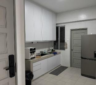 NEW *Coziness Suite w/ high speed WiFi+Netflix* Apartment in Perak