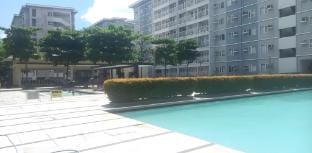 Comfy 1 Bedroom in Trees with Netflix & Free  Wifi Apartment in Quezon City