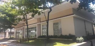Fully Furnished 1 Bedroom inTrees with Netflix Vacation rental in Quezon City