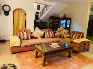 Suzuki's Lagoon Front  Apartment in Negombo