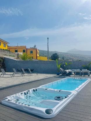 Villa with private 4 bed floor level in La Orotava Villa in Orotava Valley