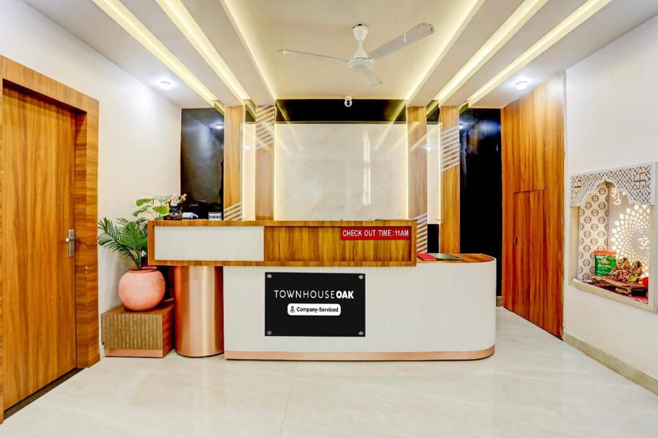 Super Townhouse Oak Dhanbad Near SSLNT College formerly Kapson Hotel in West Bengal