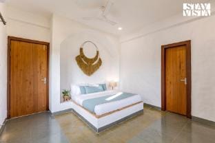 StayVista at Lotus by the lake Villa in India