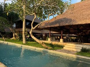 Stunning private Villa - sunset across rice fields Villa in Sukawati