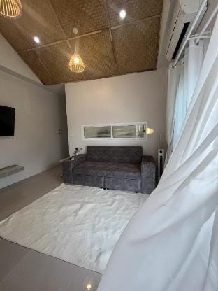 Private house 1 Vacation rental in Laos