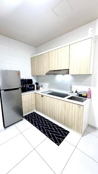 Sky Trees cozy Bukit Indah 2BR Aircond Netflix  Apartment in Johor Bahru