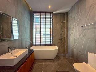 Villa Menara Vacation rental in Phuket