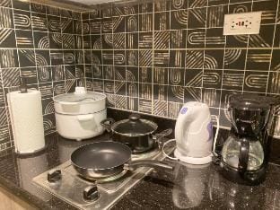 Condo in Mandaluyong, near Ortigas Megamal BGC Apartment in Mandaluyong