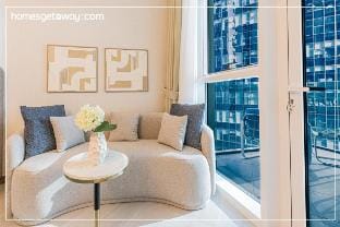 Minimalist Luxe Studio in the City Apartment in Dubai