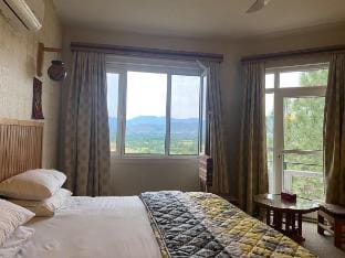 A Cozy 4 Bedroom Resort Villa Vacation rental in Pakistan