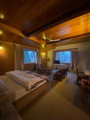 A Cozy 4 Bedroom Resort Villa Vacation rental in Pakistan