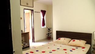 Book now, newly refreshed 3BHK Homestay Apartment in Maharashtra