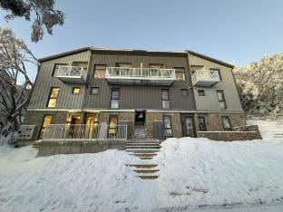 Alpine Chalet 3BR with Heated Floors & Fast Wi‑Fi Vacation rental in Mount Buller