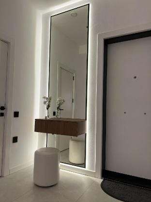 Best shade of white apartrment by Bea Paradise Apartment in Baku