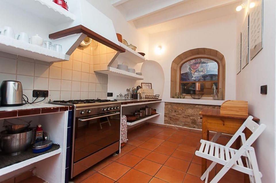 Casa Anita Village House With Charming 4 pax Apartment in Migjorn