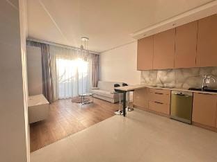 Aleja Krakowska 289 Warsaw Airport - Premium 4 Apartment in Warsaw