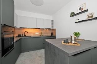 Apartment with Terrace, Free parking, AC, Netflix Apartment in South Moravian Region
