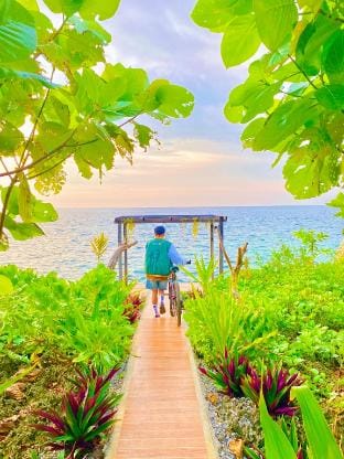 Tiny Beach House in Camotes Island (Cabin Room) Vacation rental in Central Visayas