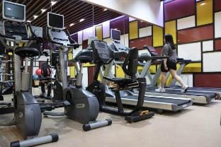 Great luxury condo in McKinley Vacation rental in Makati