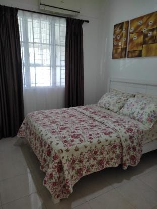 Aiman's Homestay for Muslim Vacation rental in Kuching