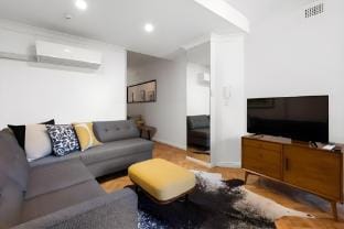 St. James, Art Deco Dream -  2 Bedrooms w/ Aircon Vacation rental in Sydney