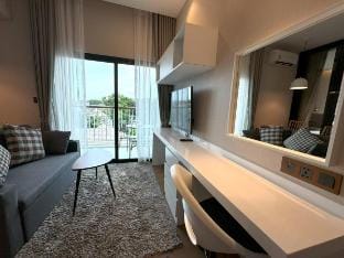 Top floor apartment in the new Title V Condo Apartment in Rawai