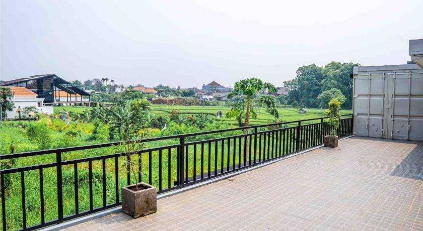 Allende Canggu Hotel in North Kuta