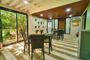 Cuatro Maya by Araw Residences Vacation rental in Nasugbu