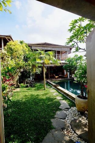 Tropical 2 Bedroom Villa, centr. Penestanan, Ubud. Villa in Payangan