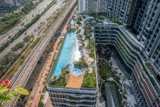 Luxury 2Brs+3Bed Cinema Mall View City, Gym, Pool Vacation rental in Ho Chi Minh City