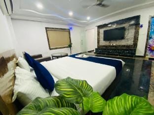 Hotel KP Suites Grand- Manokonda Apartment in Hyderabad