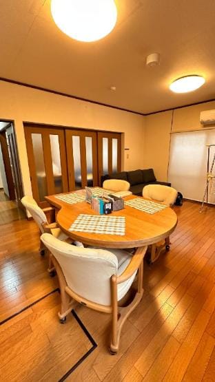 LJ INN Shijo Omiya Hanare Free 5 Bike WiFi Vacation rental in Kyoto