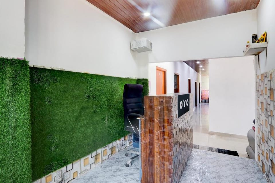 Hotel O by OYO Tara Grand luxury Rooms Hotel in Telangana
