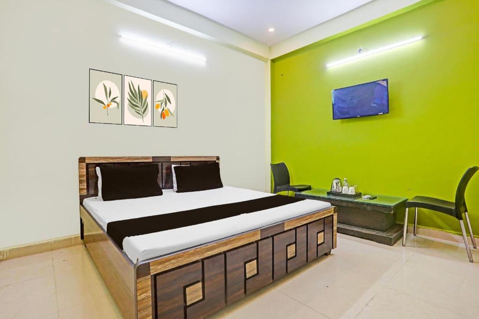 SPOT ON Love Buffet Restaurant & Benquet Holl Hotel in Nepal