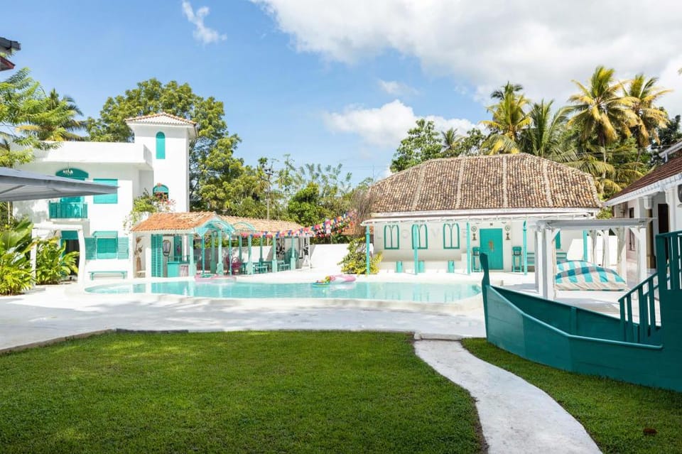 Villa Havana Hues Private Villa Bed and Breakfast in Western Province