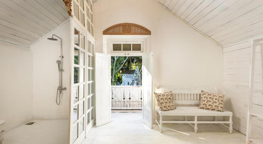 Villa Havana Hues Private Villa Bed and Breakfast in Western Province