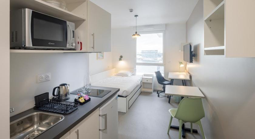 All Suites Appart Hotel - Le Havre Centre - Les docks Hotel in Le Havre