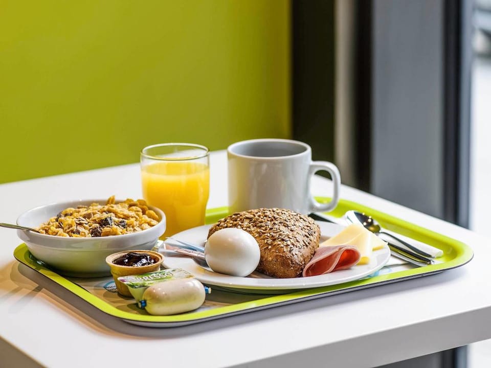 Ibis budget Dommartin-les-Cuiseaux Hotel in Jura