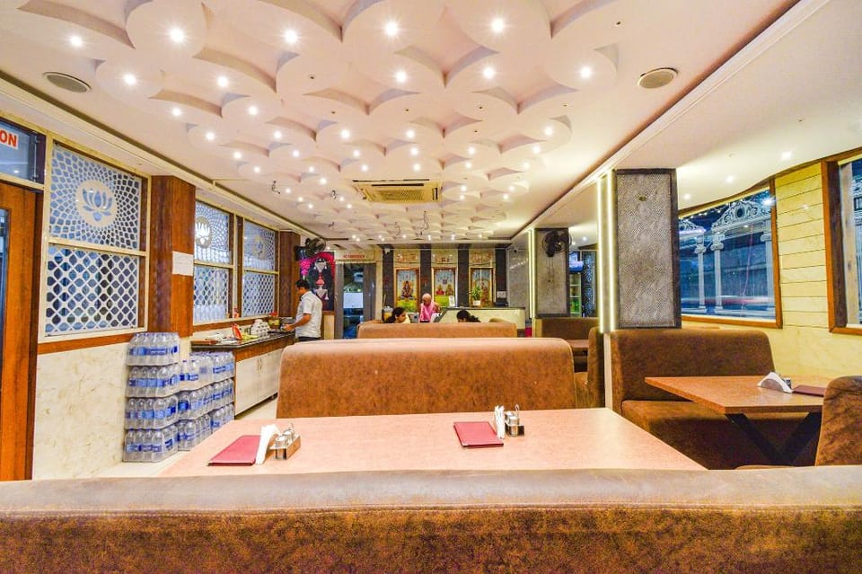FabHotel Yogeshwara Grand - Nr Hyderabad International Airport, Shamshabad Hotel in Hyderabad