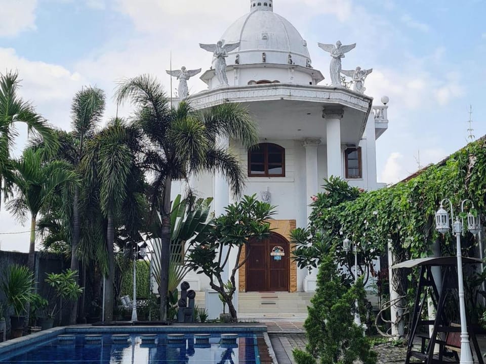 Cassamia Homestay Hotel in Special Region of Yogyakarta