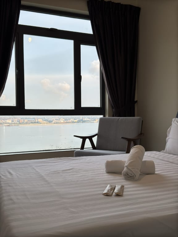 Yussy Homestay at Starview Bay@ Forest City Apartment in Johor