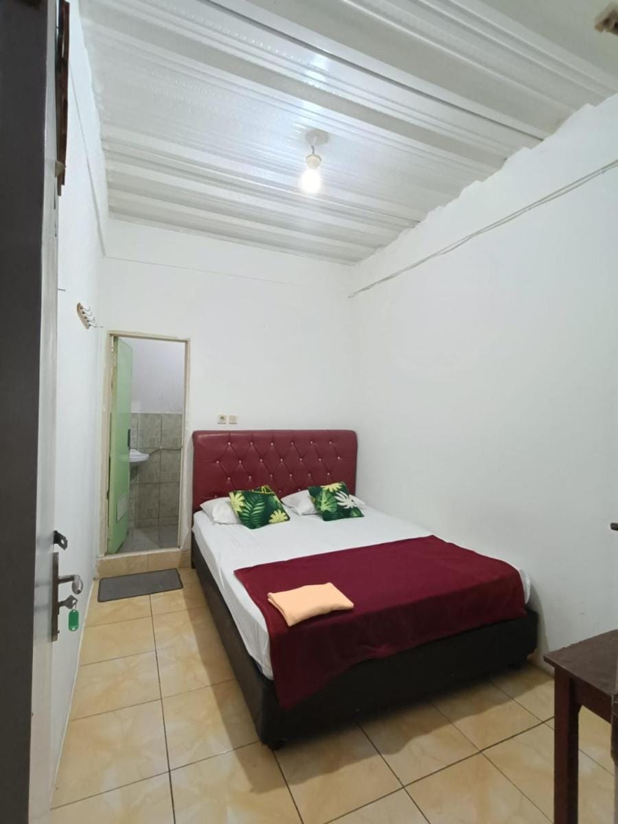 PTS Homestay Syariah Hotel in Bandung