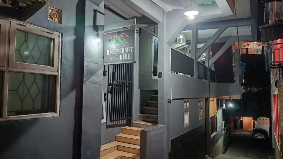 PTS Homestay Syariah Hotel in Bandung