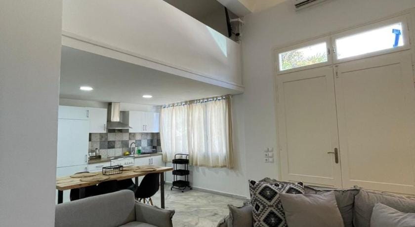 Noah Loft In Center Of Tinos Apartment in Decentralized Administration of the Aegean