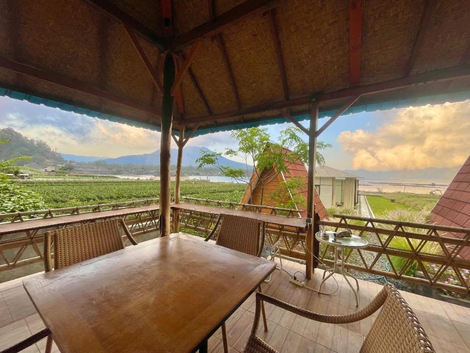 Double U Camp and Villa Hotel in Bali