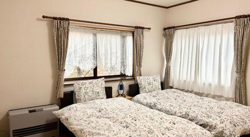森の中のおうちカフェ＆ベッド　Inti Garden Inn in Kitaazumi District