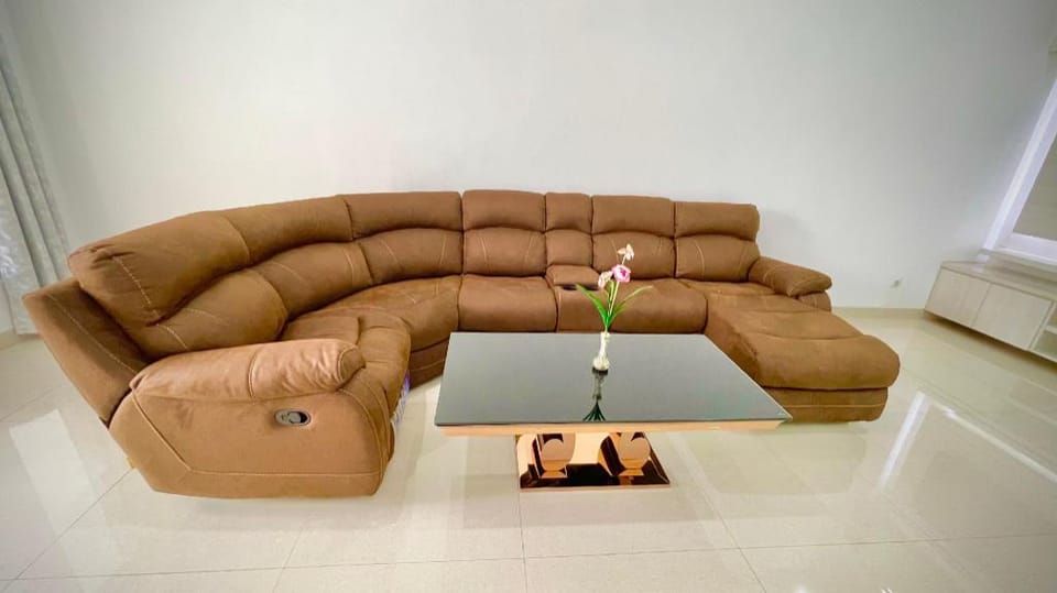 RRR Luxury Villas Hotel in Cisarua