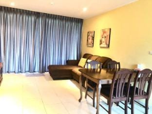 Seaview Condominium A12 Apartment in Chon Buri Changwat