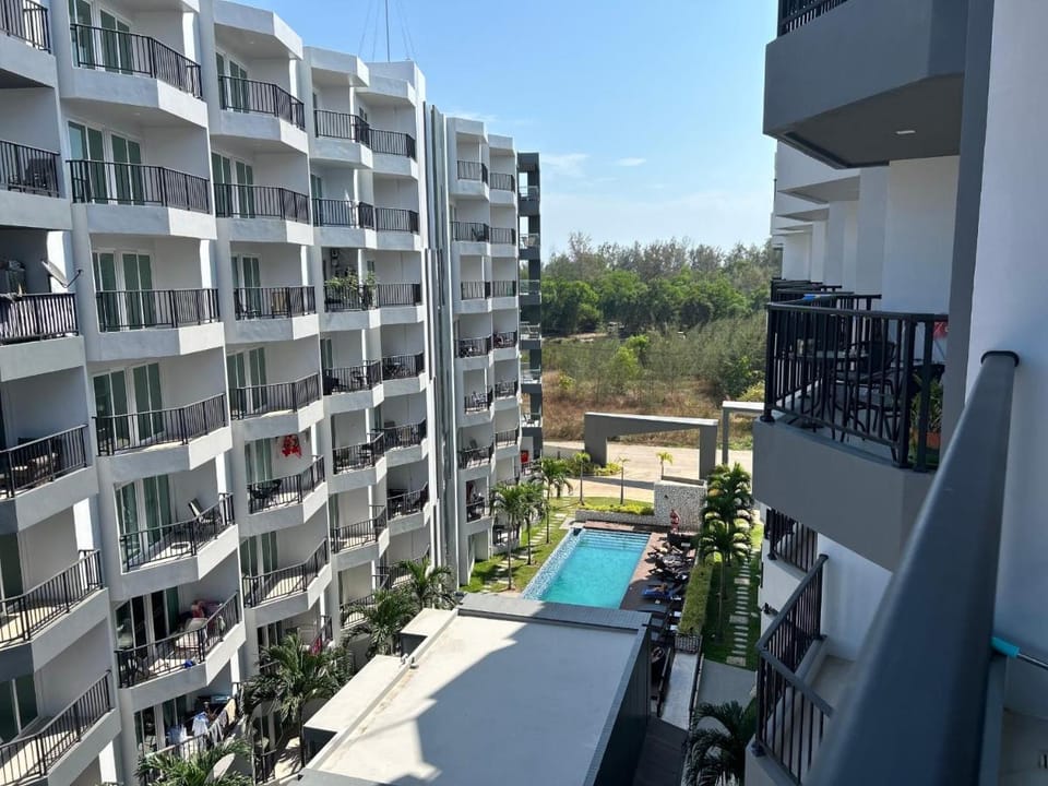 Mantra Condo M165 Apartment in Chon Buri Changwat